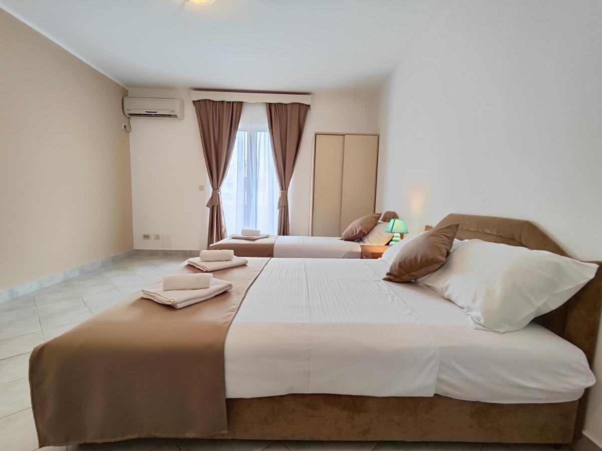 Hera Guest house *