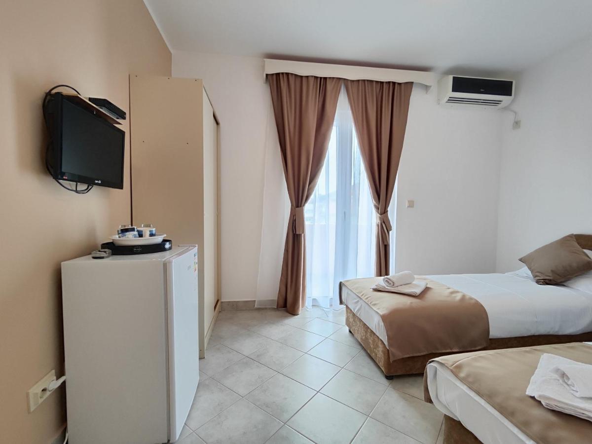 Hera Guest house